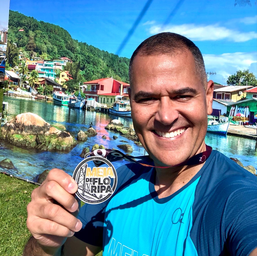 9 6 Medalha Meia de Floripa - 11&ordf; Meia &amp; Maratona Internacional Floripa: Uma experi&ecirc;ncia inesquec&iacute;vel!